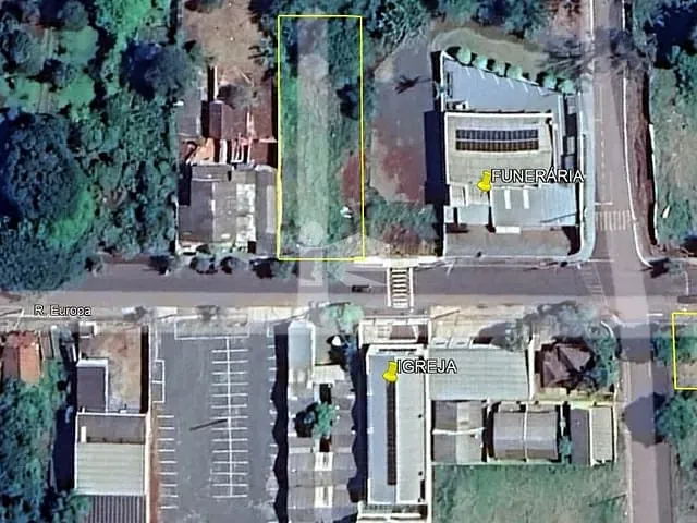 Terreno com 984m², à venda, no bairro Centro em Rolândia