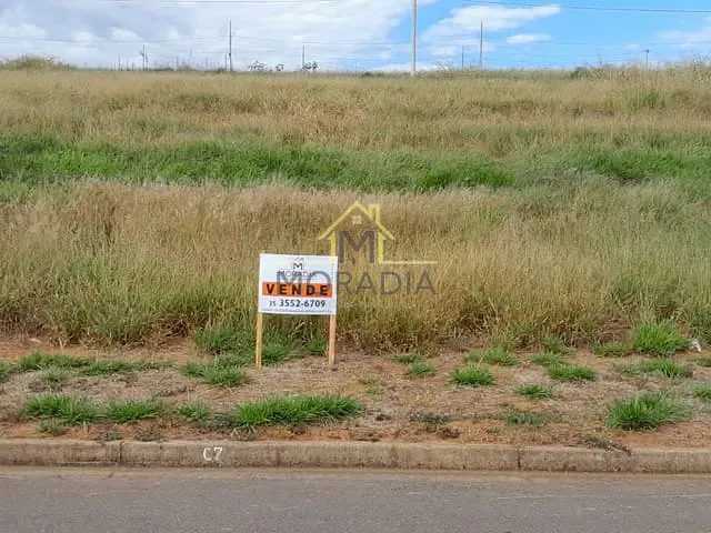 Terreno com 378m², à venda, no bairro Vale Da Mata em Guaxupé