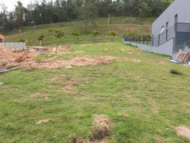 Terreno com 711m², à venda, no bairro Tamboré em Santana de Parnaíba