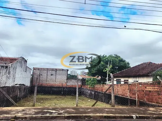 Terreno com 270m², à venda, no bairro Espanha em Londrina