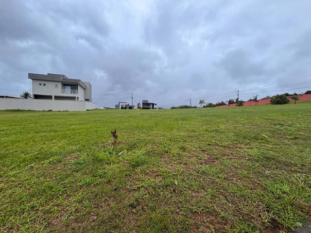 Terreno com 473m², à venda, no bairro Loteamento Extensao Do Serrama em Rio das Ostras
