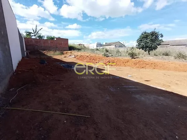 Terreno com 300m², à venda, no bairro Parque da Colina I em Formosa