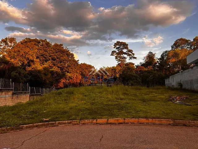 Terreno com 646m², à venda, no bairro Jundiaí Mirim em Jundiaí
