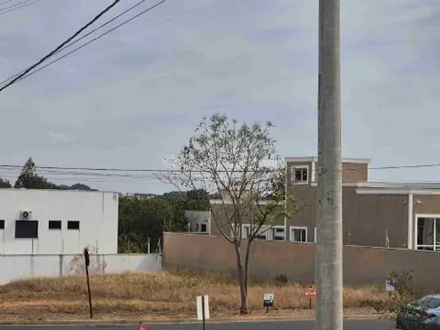 Terreno com 360m², à venda, no bairro Van Gogh em Holambra