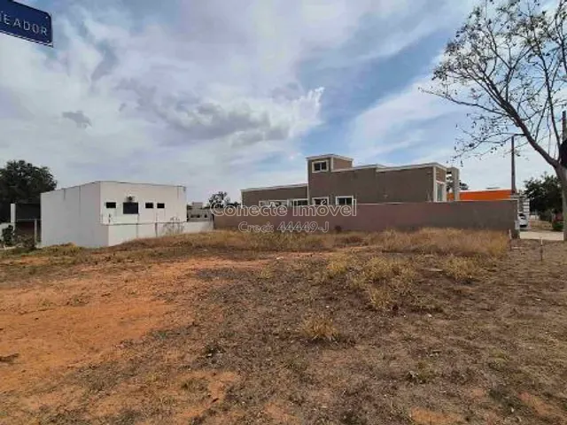 Terreno com 360m², à venda, no bairro Van Gogh em Holambra