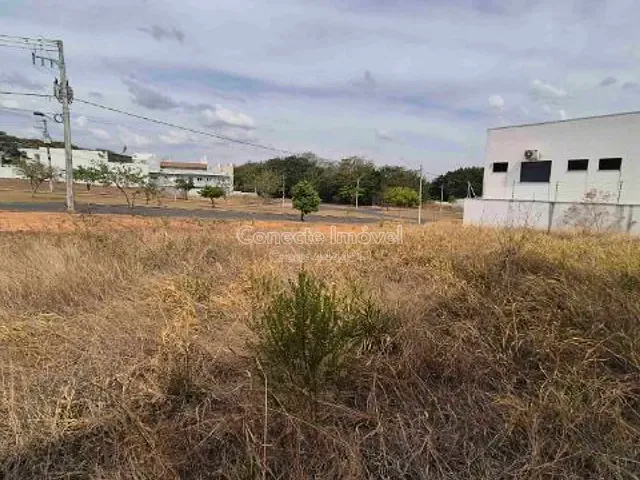 Terreno com 360m², à venda, no bairro Van Gogh em Holambra