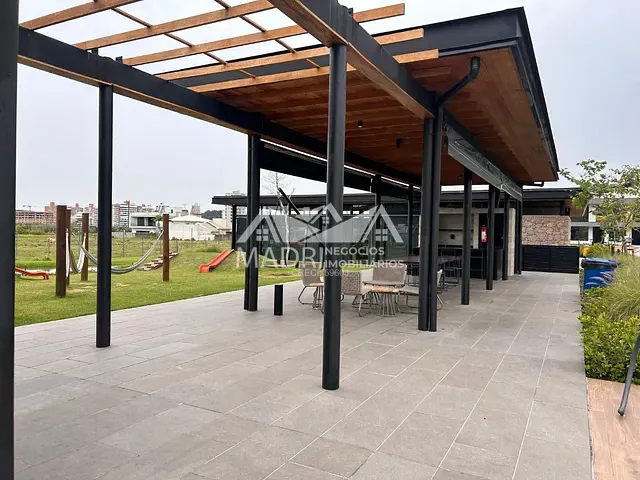 Terreno com 302m², à venda, no bairro Pedra Branca em Palhoça