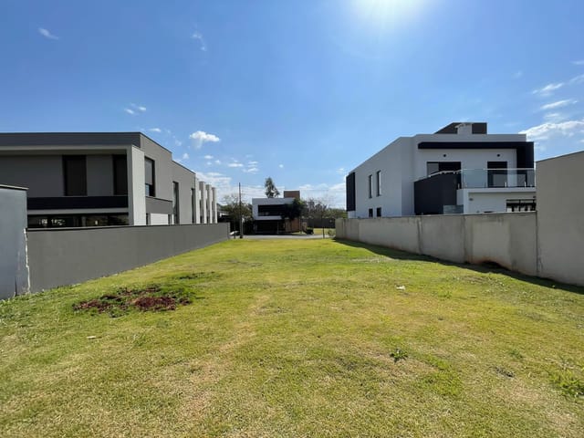Foto do Terreno - Condomínio Alphaville II - Terreno à venda com 364m² -  Vivendas do Arvoredo, Londrina/PR | Premier Imóveis