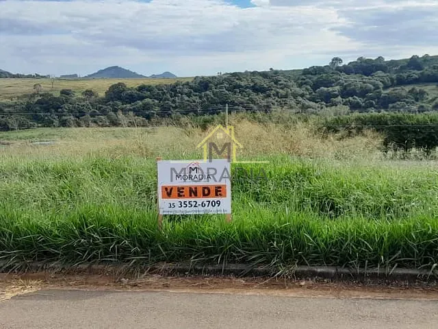 Terreno com 378m², à venda, no bairro Vale Da Mata em Guaxupé