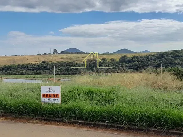 Terreno com 378m², à venda, no bairro Vale Da Mata em Guaxupé