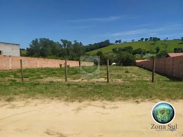 Terreno com 1200m², à venda, no bairro Cercadinho em Capela do Alto