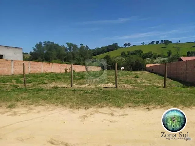 Terreno com 1200m², à venda, no bairro Cercadinho em Capela do Alto