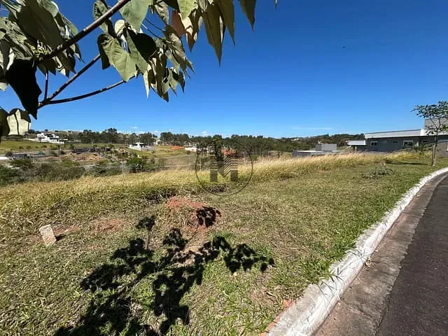 Terreno com 582m², à venda, no bairro Centro em Taubaté