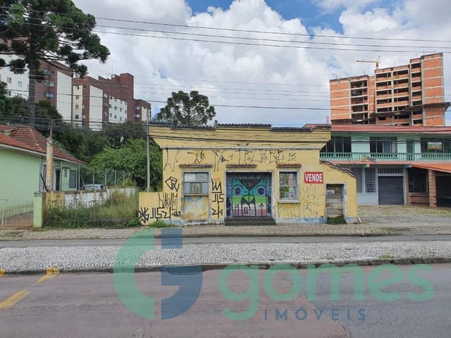 Terreno à venda, no bairro Rebouças em Curitiba