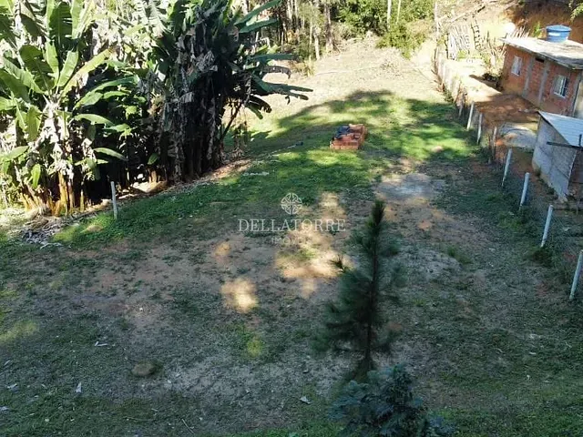 Terreno com 941m², à venda, no bairro Parque do Imbui em Teresópolis