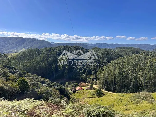Terreno com 595m², à venda, no bairro Anitápolis em Anitápolis