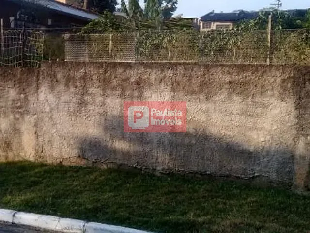 Terreno com 800m², à venda, no bairro Interlagos em São Paulo