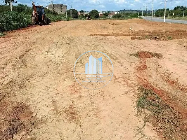 Terreno com 4911m², para alugar, no bairro Jardim Yara em Pouso Alegre