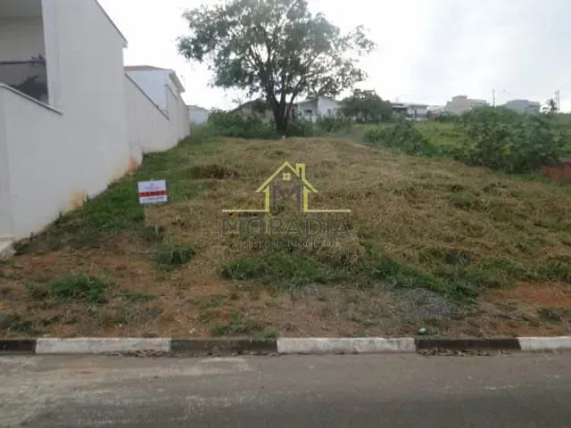 Terreno com 323m², à venda, no bairro Jardim Primavera em Guaxupé