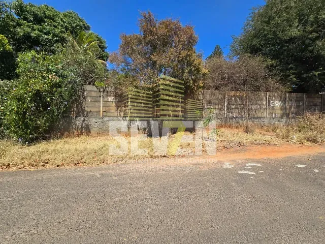 Terreno com 2160m², à venda, no bairro Vila Industrial em Bauru