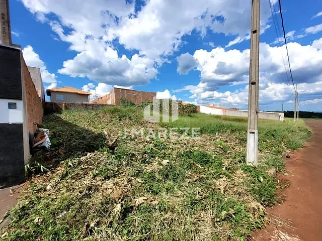 Terreno com 200m², à venda, no bairro Residencial Mega Park em Apucarana