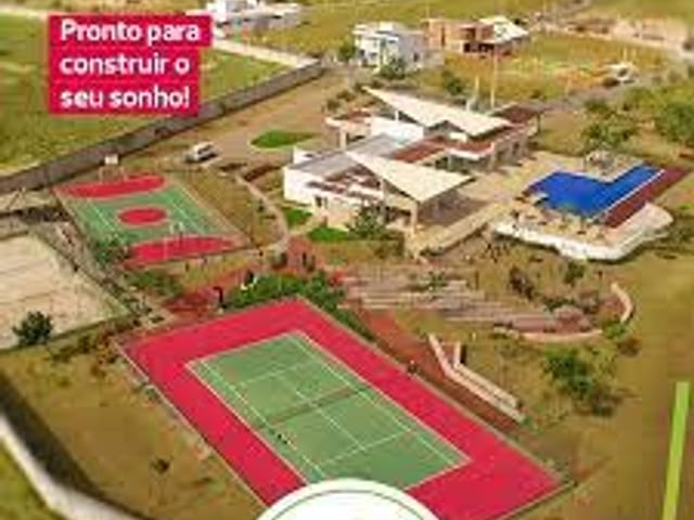 Terreno com 417m², à venda, no bairro Piracangaguá em Taubaté