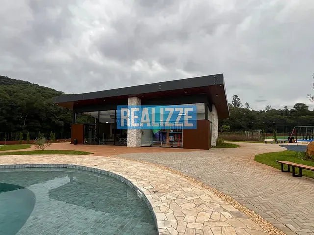 Terreno com 413m², à venda, no bairro Lagoa Park em Marau