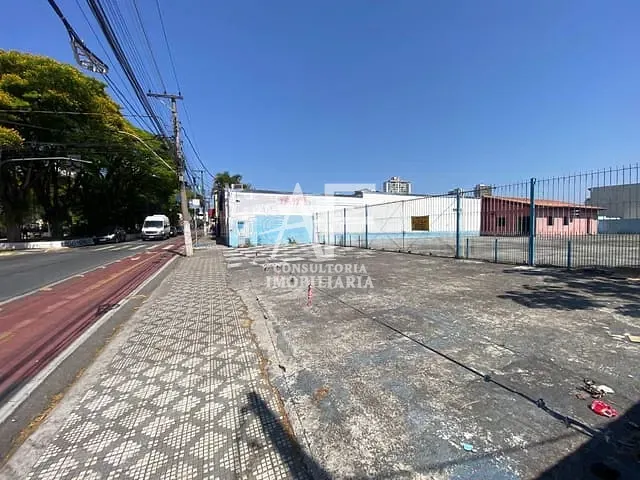 Terreno com 1800m², para alugar, no bairro Jardim das Nações em Taubaté