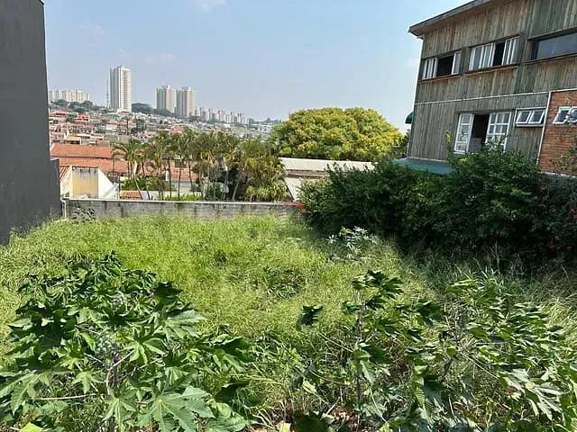 Terreno com 375m², à venda, no bairro Hedy em Londrina