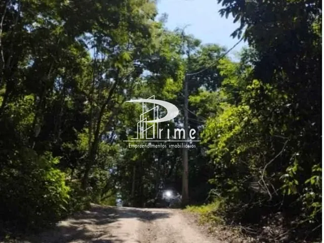 Terreno com 450m², à venda, no bairro Engenho do Mato em Niterói