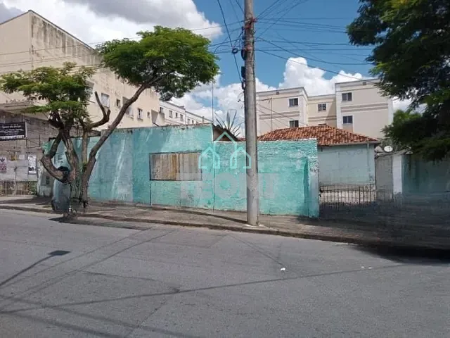 Terreno com 747m², à venda, no bairro Vila São José em Taubaté