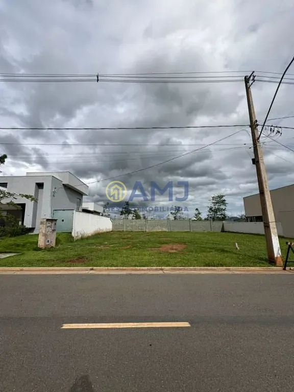 Terreno, 304 m² - Foto 1
