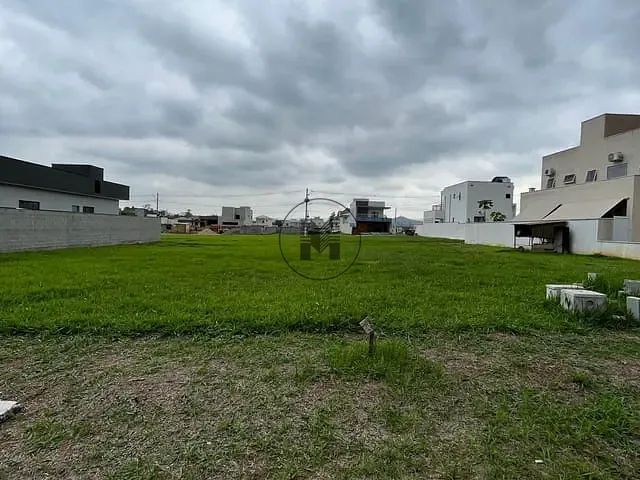 Terreno com 300m², à venda, no bairro Residencial Califórnia em Potim