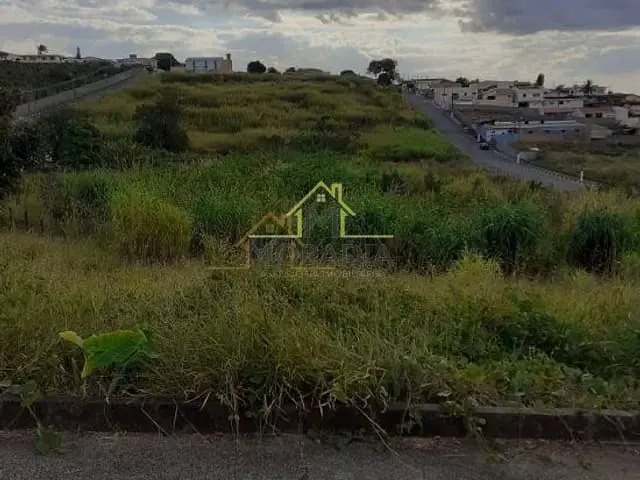 Terreno com 4450m², à venda, no bairro Parque da Figueira em Guaxupé