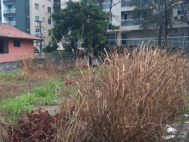 Terreno com 450m², à venda, no bairro Jardim Vitória em Macaé