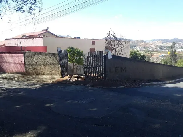 Terreno com 500m², à venda, no bairro Nações em Itajubá