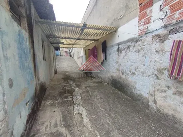 Terreno com 150m², à venda, no bairro Jardim Zaira em Mauá