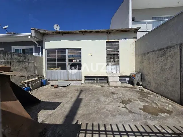 Terreno com 144m², à venda, no bairro Cajuru em Curitiba