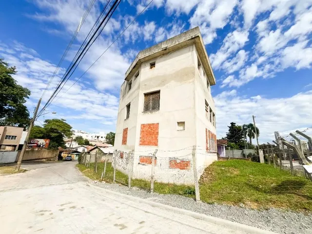 Terreno à venda, no bairro Campina do Siqueira em Curitiba