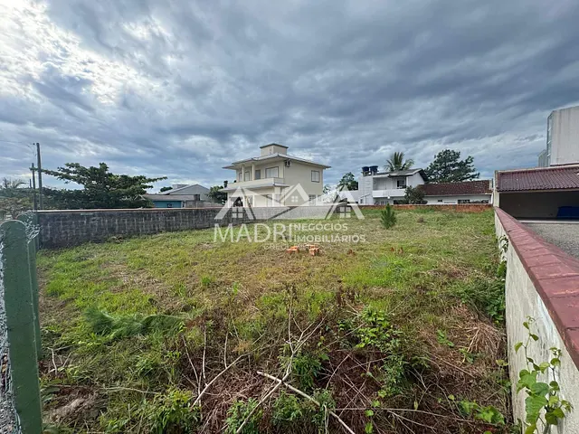 Terreno com 437m², à venda, no bairro Pinheira em Palhoça