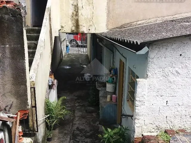 Terreno com 340m², à venda, no bairro Parque das Américas em Mauá