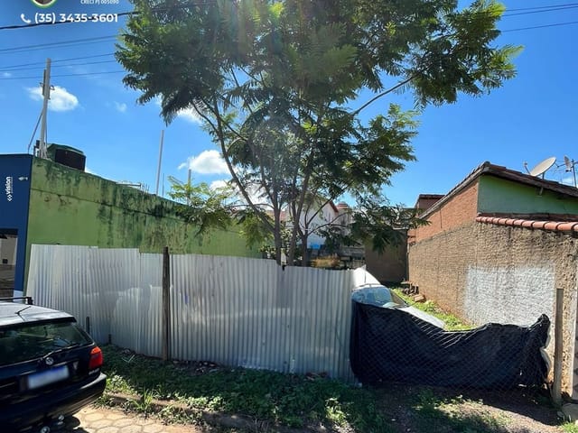 Terreno com 200m², à venda, no bairro Santa Edwirges em Cambuí