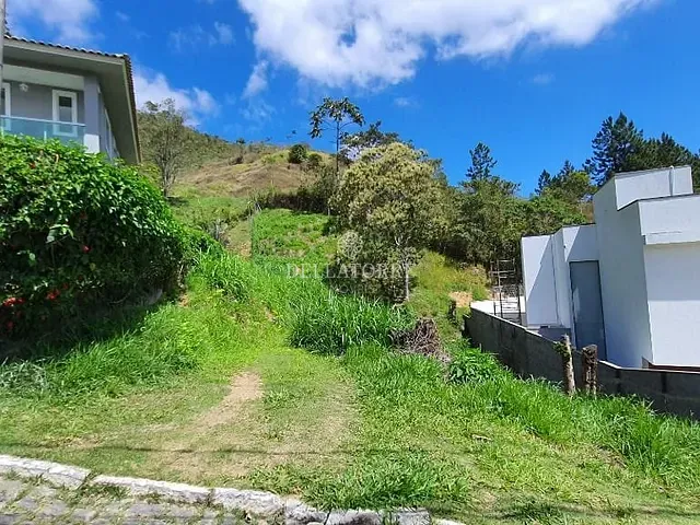 Terreno com 535m², à venda, no bairro Tijuca em Teresópolis