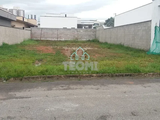 Terreno com 300m², à venda, no bairro Parque Vera Cruz em Tremembé