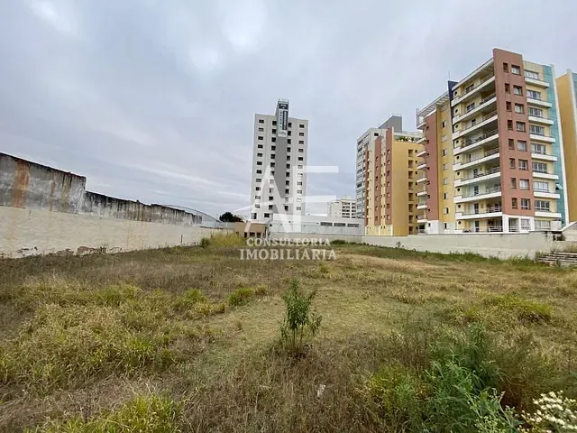 Terreno com 2784m², à venda ou para alugar, no bairro Jardim das Nações em Taubaté