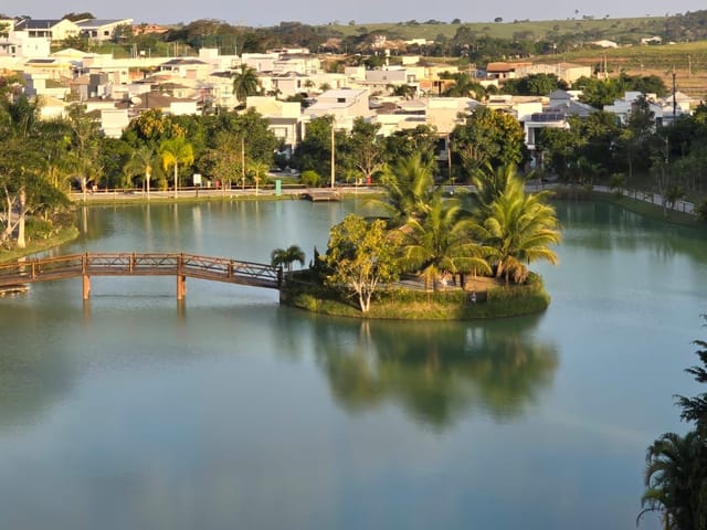 Terreno com 304m², à venda, no bairro Imboassica em Macaé