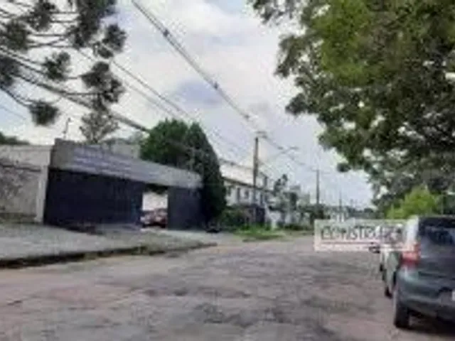 Terreno à venda, no bairro Tarumã em Curitiba