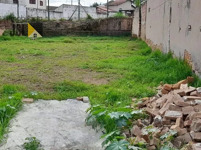 Terreno com 240m², à venda, no bairro Vila Resende em Caçapava