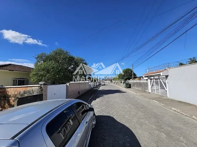 Terreno com 1223m², à venda, no bairro Guarda do Cubatão em Palhoça