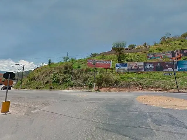 Terreno com 900m², à venda, no bairro São Sebastiao em Itajubá